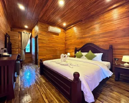 Vangnamthip Meung Feung Hotel Hoteles en Feuang