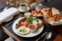 Hotel Thrive, A Tropical Courtyard - breakfast
