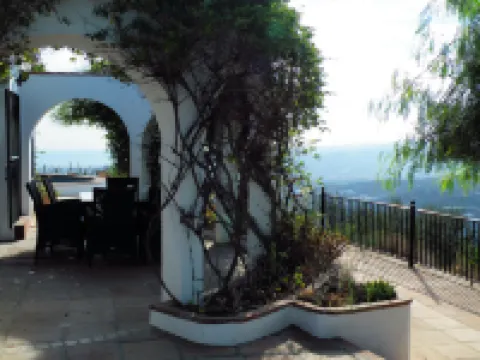 Sun-Soaked Villa with Blue Waters