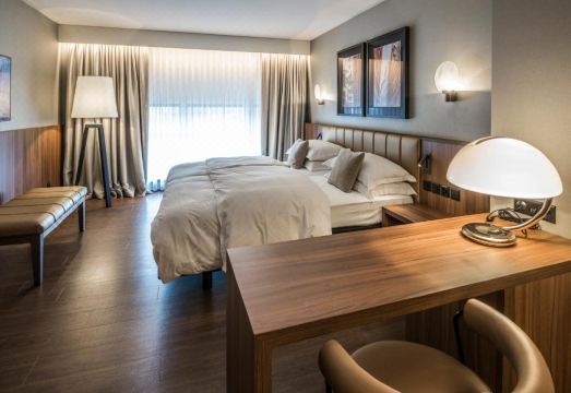 센트럴 플라자 호텔 외관