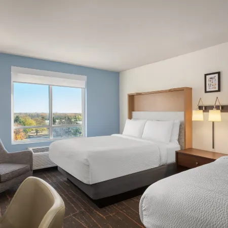 Holiday Inn & Suites DETROIT - TROY by IHG