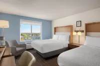 Holiday Inn & Suites DETROIT - TROY by IHG