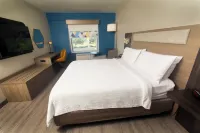 Holiday Inn Express & Suites COCOA by IHG