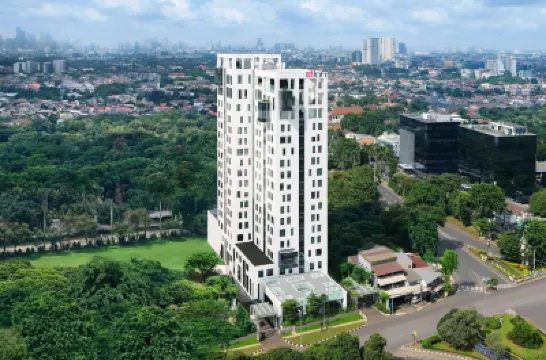 Aloft South Jakarta Hotel dekat Taman Margasatwa Ragunan