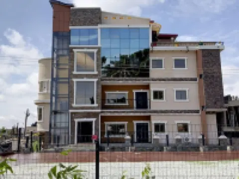 ควอดส์ วิลลา