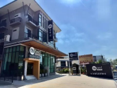 我的床春武裡 Sripathum University Chonburi Campus附近的飯店