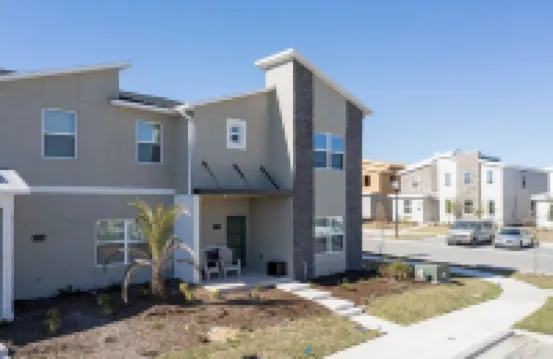 Gorgeous 5 Bd w/ Pool Close to Disney @ Champions Gate 948 冠軍之門酒店