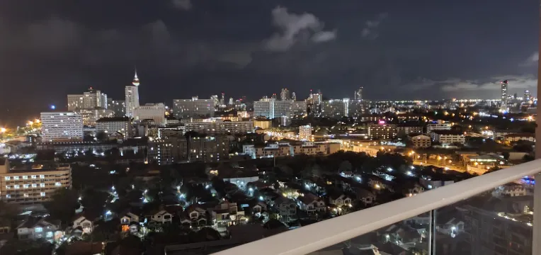 อพาร์ทเมนท์, บ้านหรืออพาร์ทเมน์ทั้งหลัง