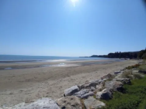 Modern cabin at beautiful Pohara Beach 波哈拉酒店
