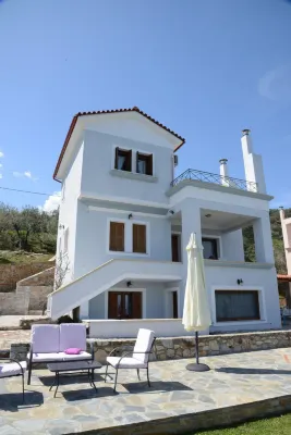 Goddesses Villa 2 in Nies - Pensionaatit