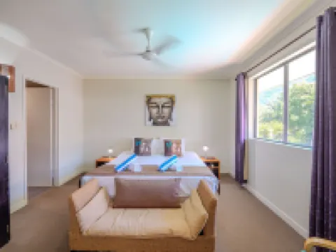 Mango Lagoon Resort & Wellness Spa Hotels near Harry Doyle Pickles winter off leash dog beach