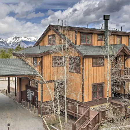 Keystone Condo on Golf Course w/ Mountain View