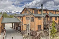 Keystone Condo on Golf Course w/ Mountain View - parking