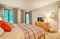 Family-Friendly Stratton Gem Close to Slopes! - Wifi