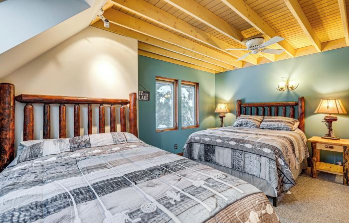 Private Peninsula! Laurel Lake Retreat w/ 3 Piers