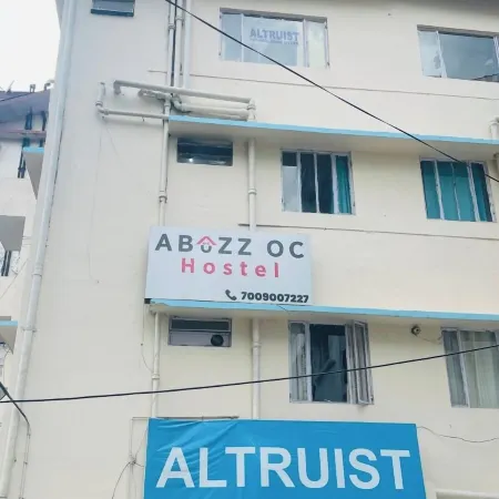 Abuzz Oxfordcaps Shimla - Hostel