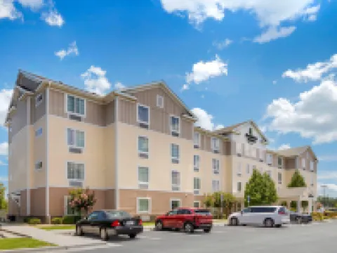 メインステイ スイーツ ジャクソンビル ニア キャンプ レジューン オンスローのホテル