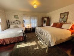 Glen Morey Country House B & B Inn