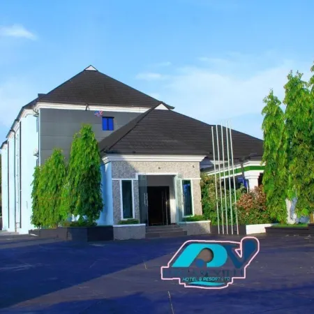 Dreamville Hotel & Resort