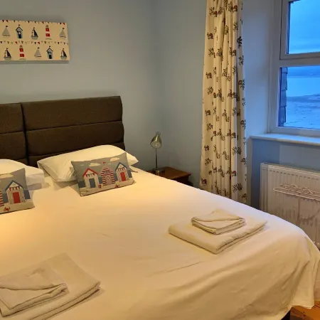 Apartment in Beaumaris With Snowdonia Views