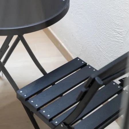 Modern 1BD Maisonette & Private BackYard