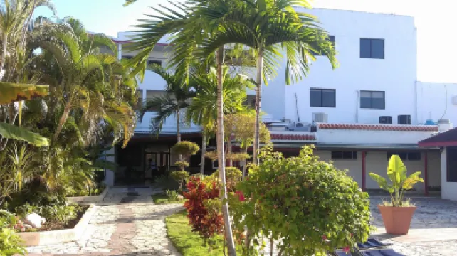 Hotel Tropicana Hôtels à : 