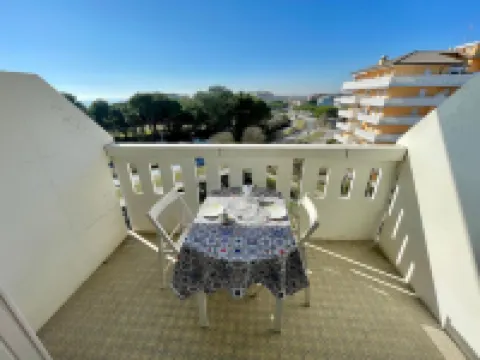 씨뷰 스튜디오 포 투-비어호스트