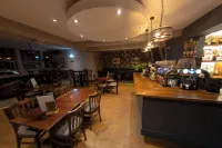 The Market House - bar