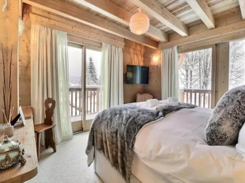 Chalet in Portes du Soleil with Ski-In Access