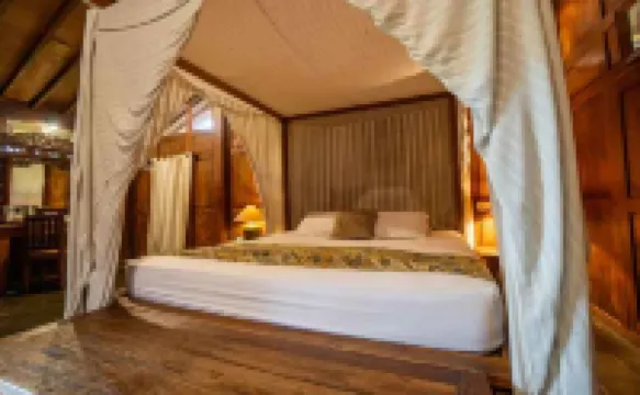 Tembi - Historical Home