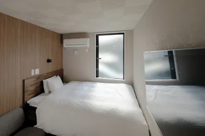 Hotel Cradle Cabin TANASHI Hotels near Sekimae Park