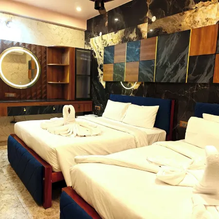 Estuary Dreamz BOATEL