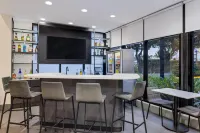 Hampton by Hilton San Jose Airport - bar