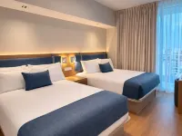 Dolce by Wyndham Miami Beach Hotels near Soundscape Park