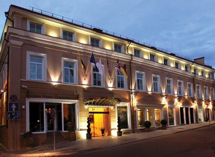 Imperial Hotel & Restaurant