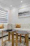 Big 1bed Suite with fast Internet, Office & Private Bath
