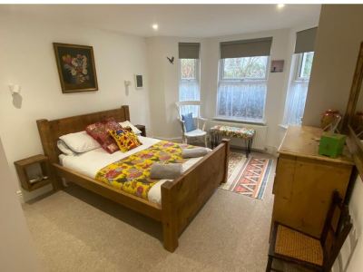 Church Retreat - Magnificent Seaside Apartment. Award Winning!