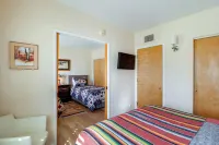 Bright Tucson Home w/ Patio by Rillito River Path! - Country Houses