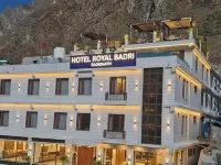 Badri Royal Badri Hotele w: Chamoli