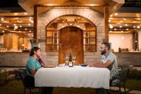 Nazaara - A Luxe Retreat