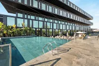 Axis Viana Business & Spa Hotel - piscina
