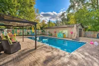 Boat Dock & Backyard: 'Rock River Retreat' - Pool
