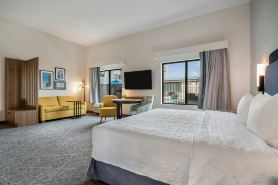 Hampton Inn & Suites by Hilton Irving DFW Airport North