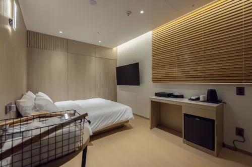 Hound Hotel Pohang Yeongildae - Ocean View
