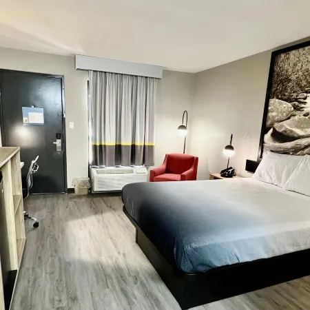 Super 8 by Wyndham Manchester TN