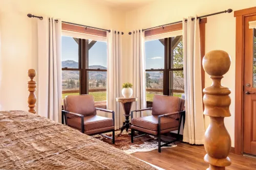 Casia Lodge and Ranch