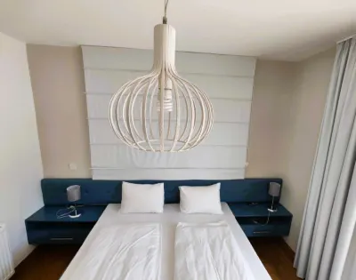 4-Bed Villa Private Pool and Ocean Views Hotels in 
