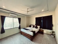 SB Royal Inn