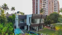 Alaya Stays Glass River 4 BHK Villa - مسبح خاص