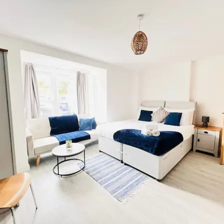 Tanzanite Ground Floor 2BR Apart Pet Friendly